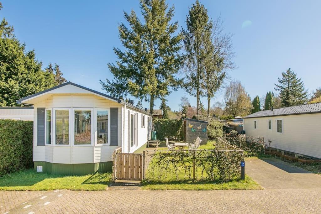הוילה פוטן 4-Pers. Chalet Met Eigen Parkeerplaats In Veluwe מראה חיצוני תמונה