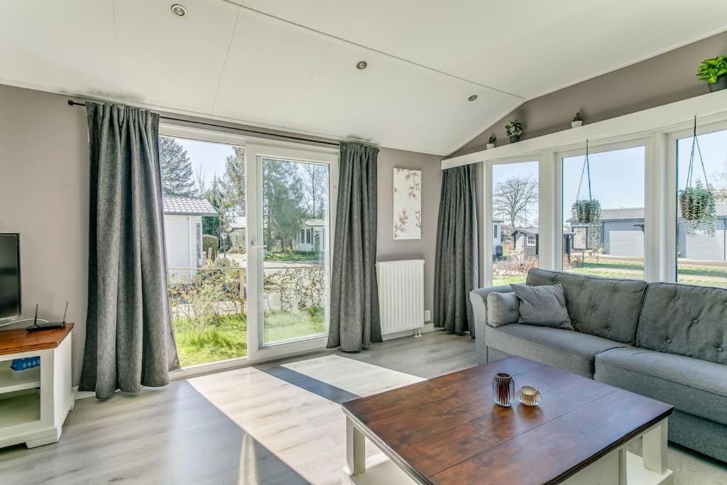 הוילה פוטן 4-Pers. Chalet Met Eigen Parkeerplaats In Veluwe מראה חיצוני תמונה